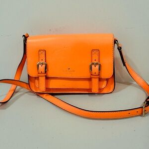 KATE SPADE ESSEX SCOUT ORANGE LEATHER CAMBRIDGE SMALL‎ CROSSBODY MESSENGER BAG
